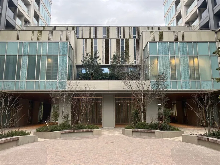 白金ザ・スカイ西棟 