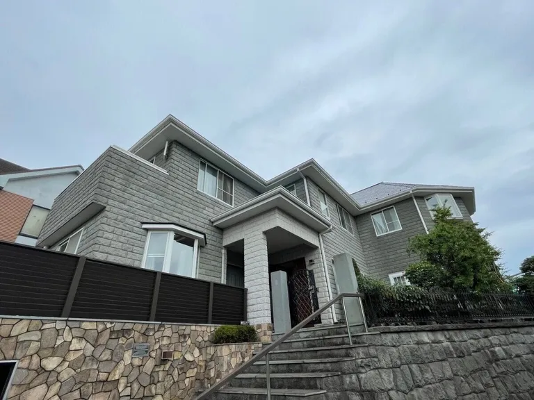 House 1441(Honmoku Midorigaoka 144-1) Building