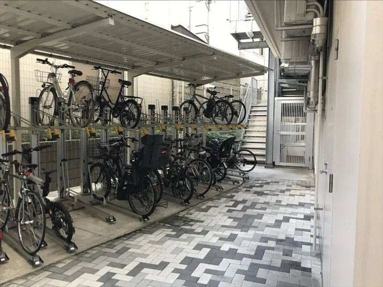 バイク駐車場