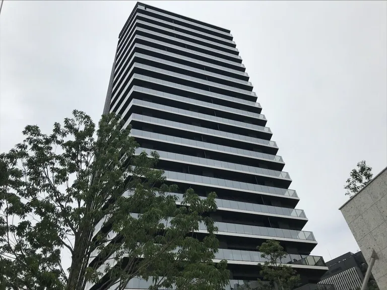 The Court JinguGaien Building