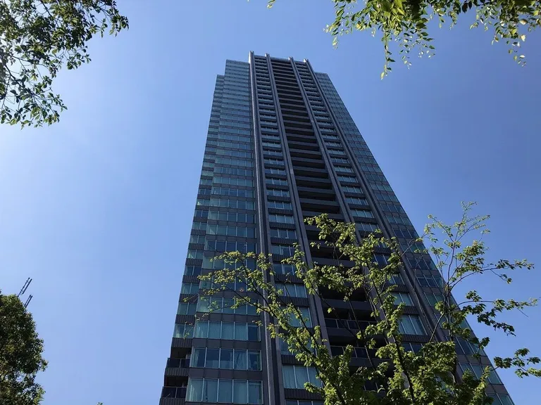 THE ROPPONGI TOKYO CLUB RESIDENCE Building