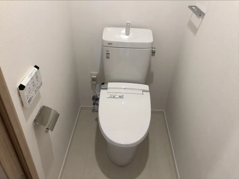 Toilet