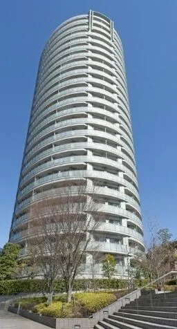Dresser Meguro Impress Tower Building
