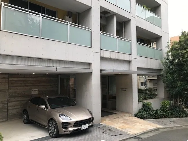 エントランス