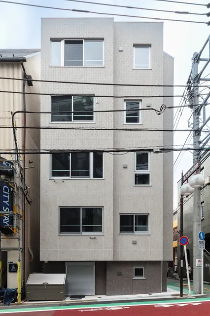 COMPOSITE Shinjuku 3 Chome Building