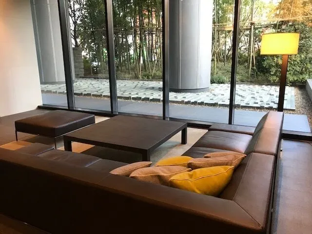ロビー