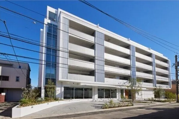 オアーゼ新宿市谷薬王寺 外観