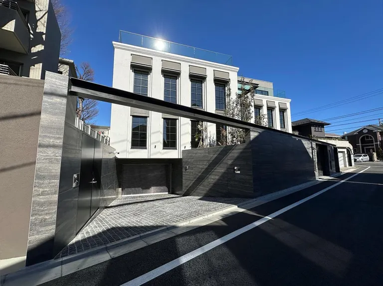 Embassy Suite 外観