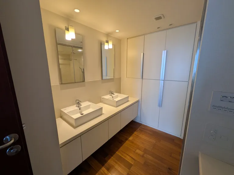 Wash room