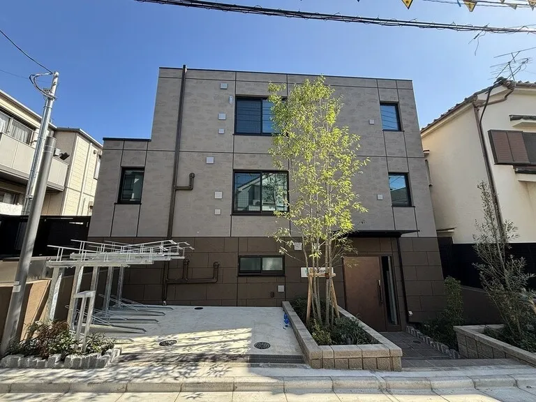 WellSquare KomabaTodaimae Building