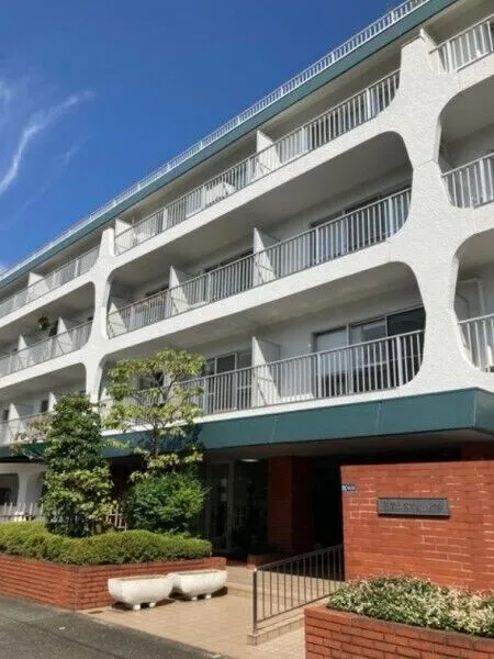 Minamiaoyama Sky Heights Building