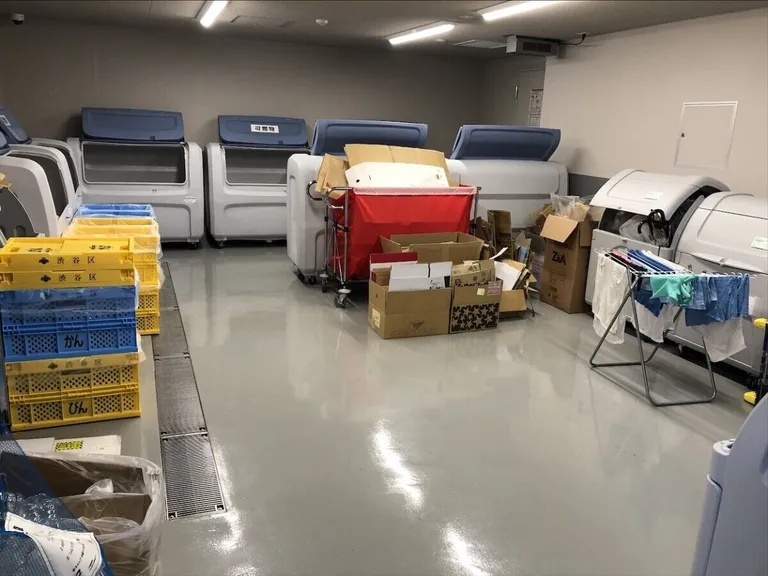 Garbage space