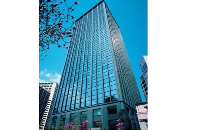 La Tour Chiyoda Building