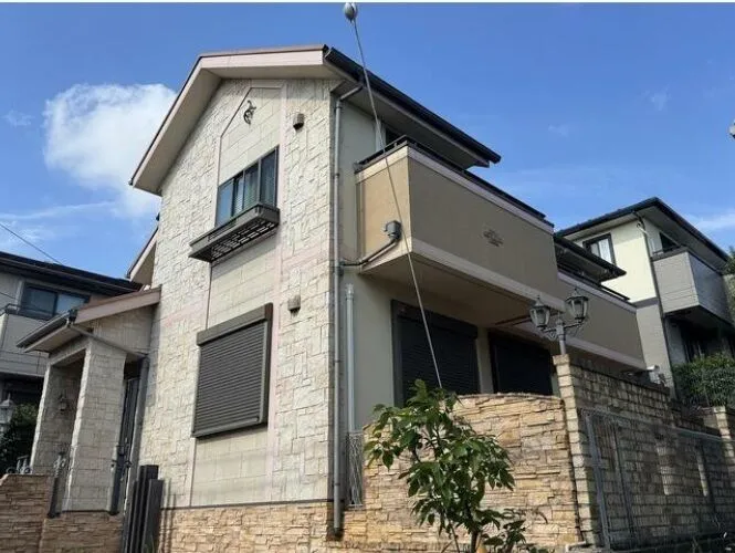 Sumiregaoka House Building