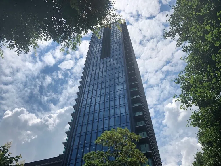 La Tour Aobadai Building