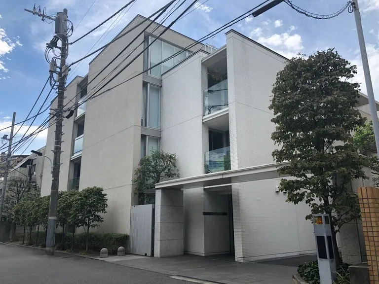Brillia ist 西麻布霞町 (Apartments Nishi Azabu Kasumicho) 外観
