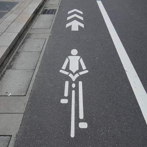 自転車の交通ルールと違反行為に対する反則金について| 外国人向け東京生活ガイドメイン画像